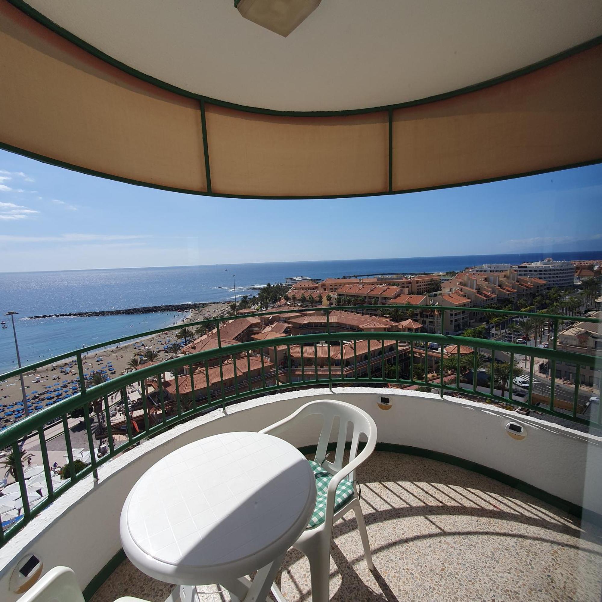 Panoramic Seaview Las Vistas Beach Studio Apartment Арона Екстериор снимка